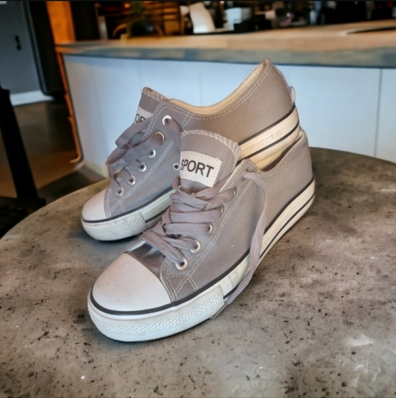 Mengsai Sport Converse size 10 - Picture 2 of 6